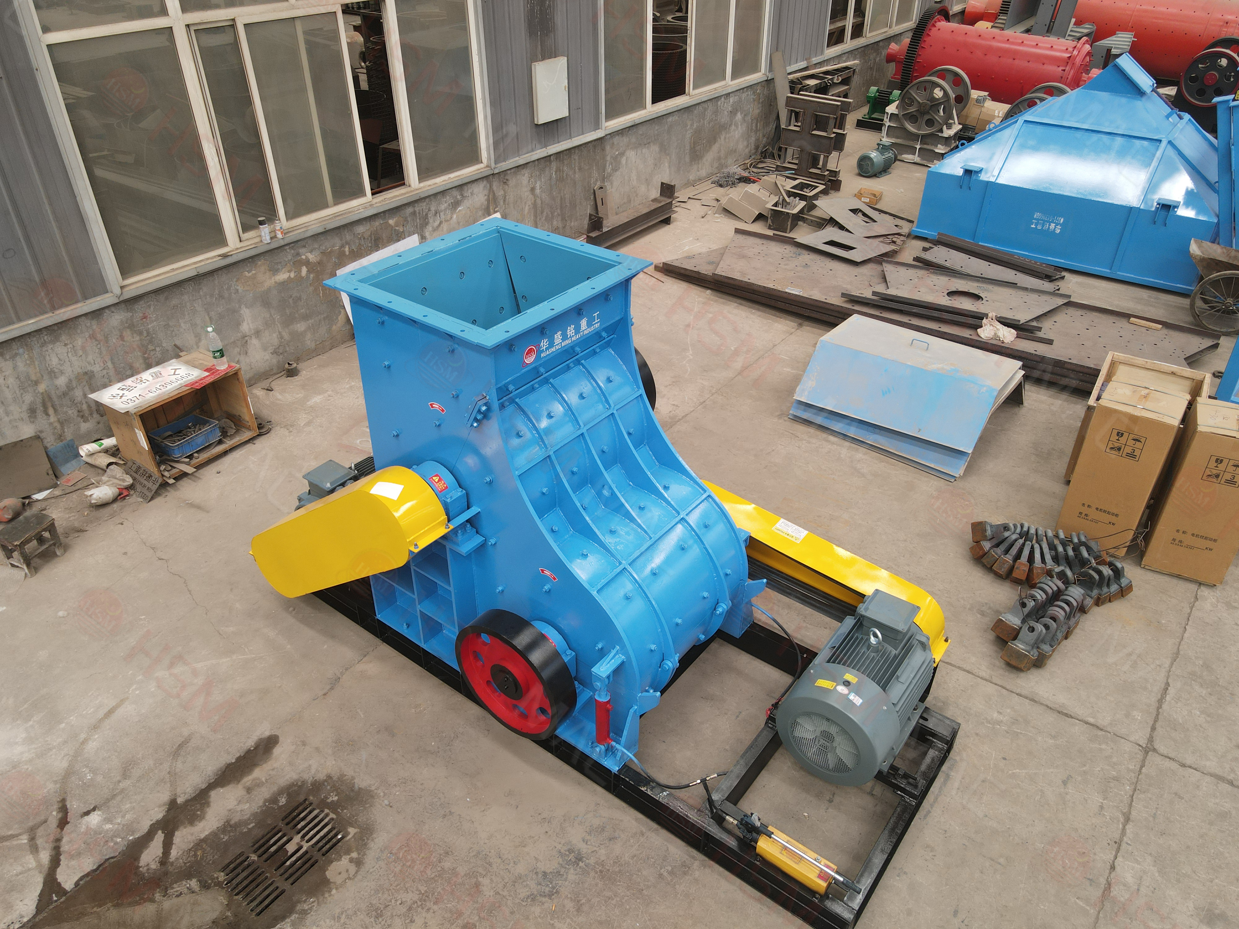 磚廠用哪種粉碎機(jī)好用？雙級(jí)無篩底粉碎機(jī)高性價(jià)比之選
