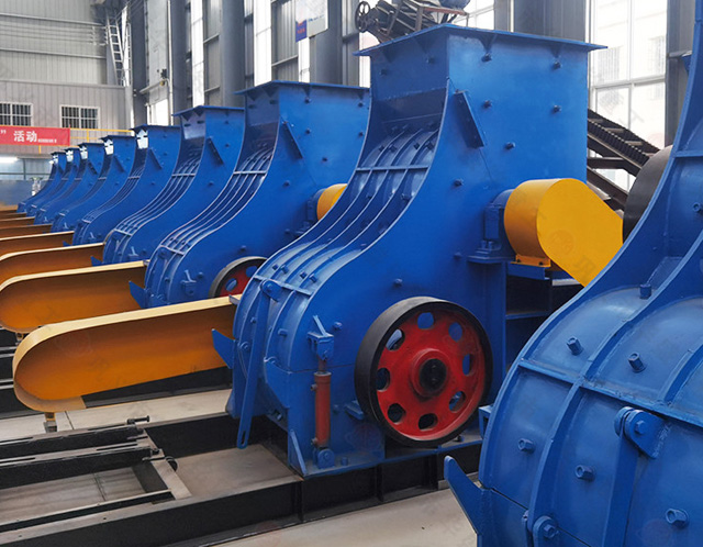 雙級無篩底粉碎機適合粉碎硅酸巖嗎?效果如何？